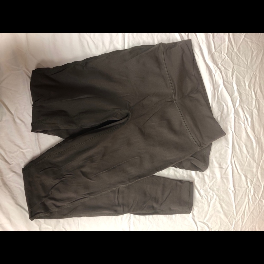 Fabletics green leggings